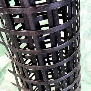 聚酯(PET)焊接土工格柵