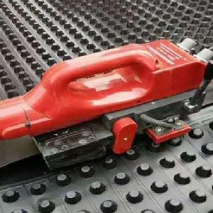 塑料排水板搭接邊焊接